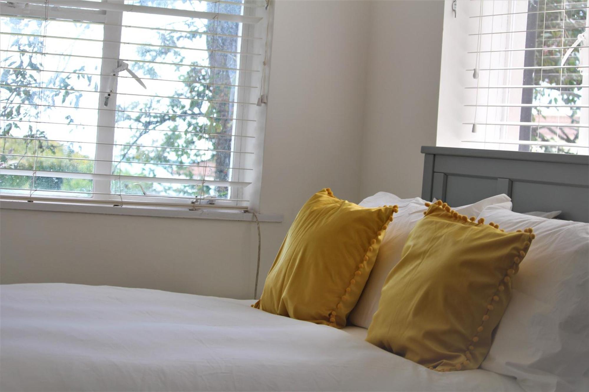 沃辛Warwick House - Stunning House With Terrace And Sea Views, Sleeps 11别墅 外观 照片